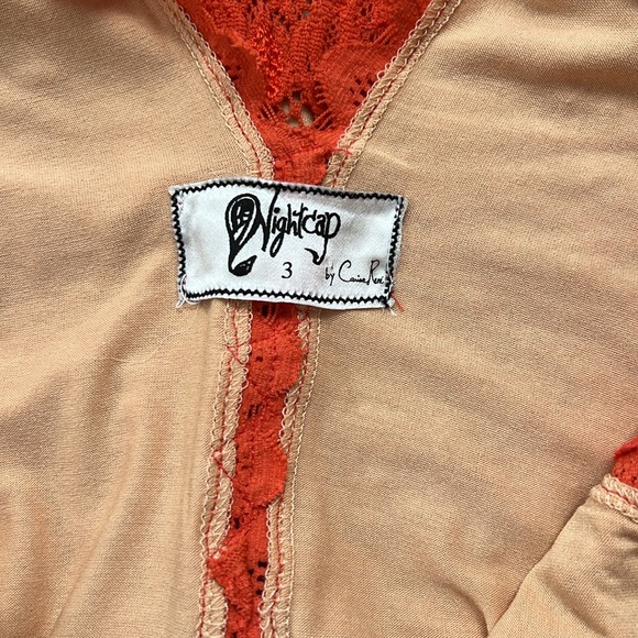 Women’s Nightcap Clothing Dixie Orange Lace Shorts Jumpsuit Size 3 - Picture 3 of 4